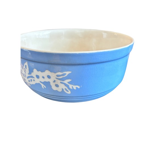 Vintage Harker Pottery Cameoware Blue Floral Mixing Bowl Patented USA - Picture 1 of 9